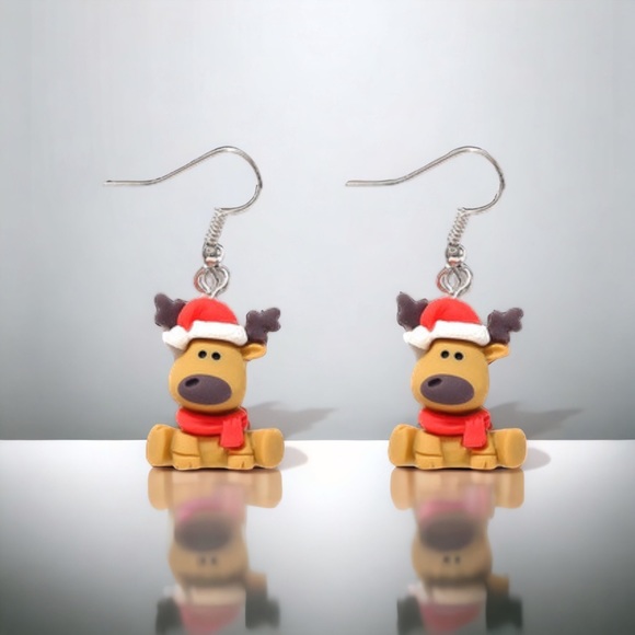 Resin Reindeer Dangle Earrings - Picture 4 of 4